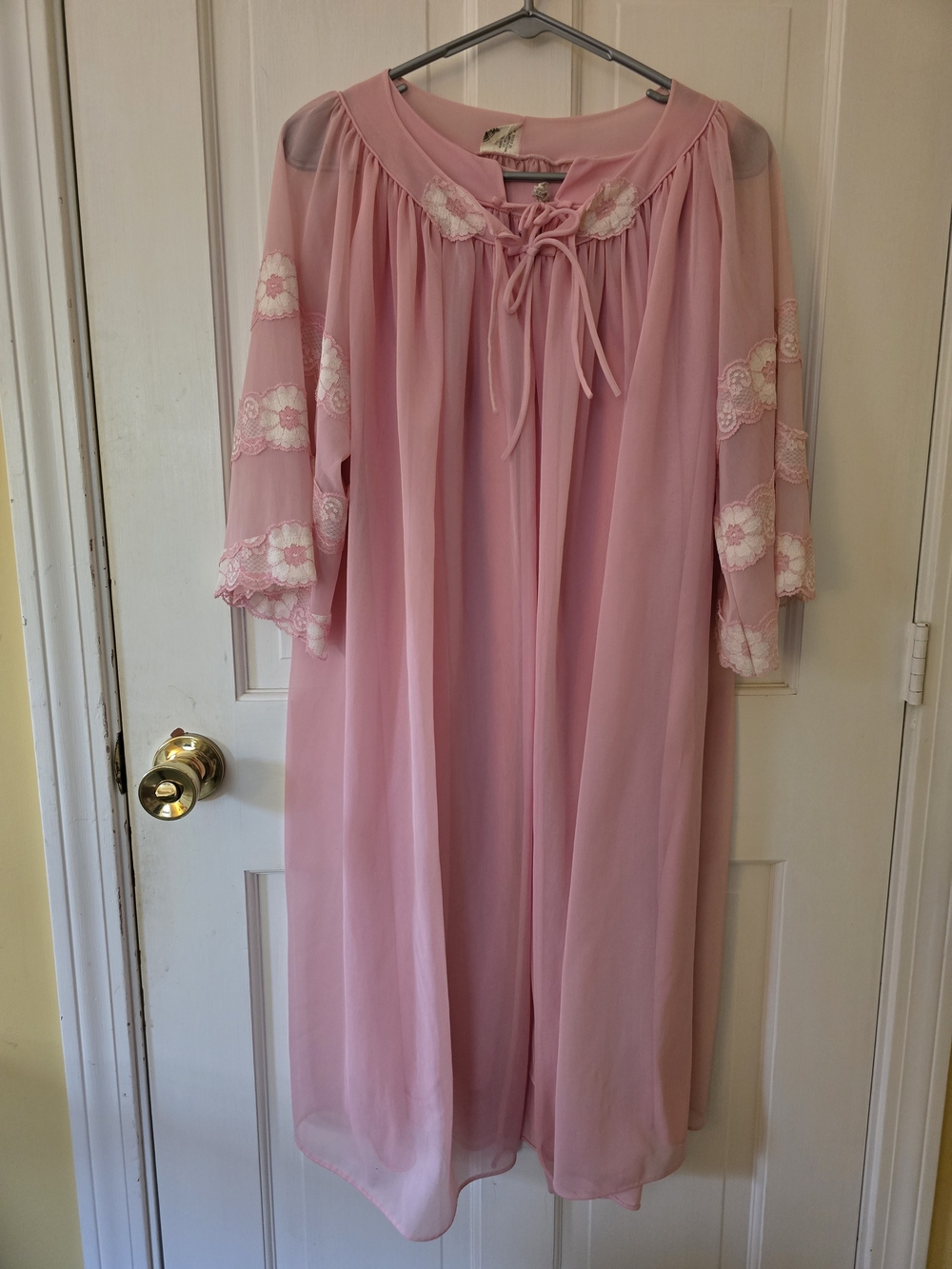 Vintage MCM Peignoir Set Pink Sheer Flare Arm Robe with Pink Nightgown Size L